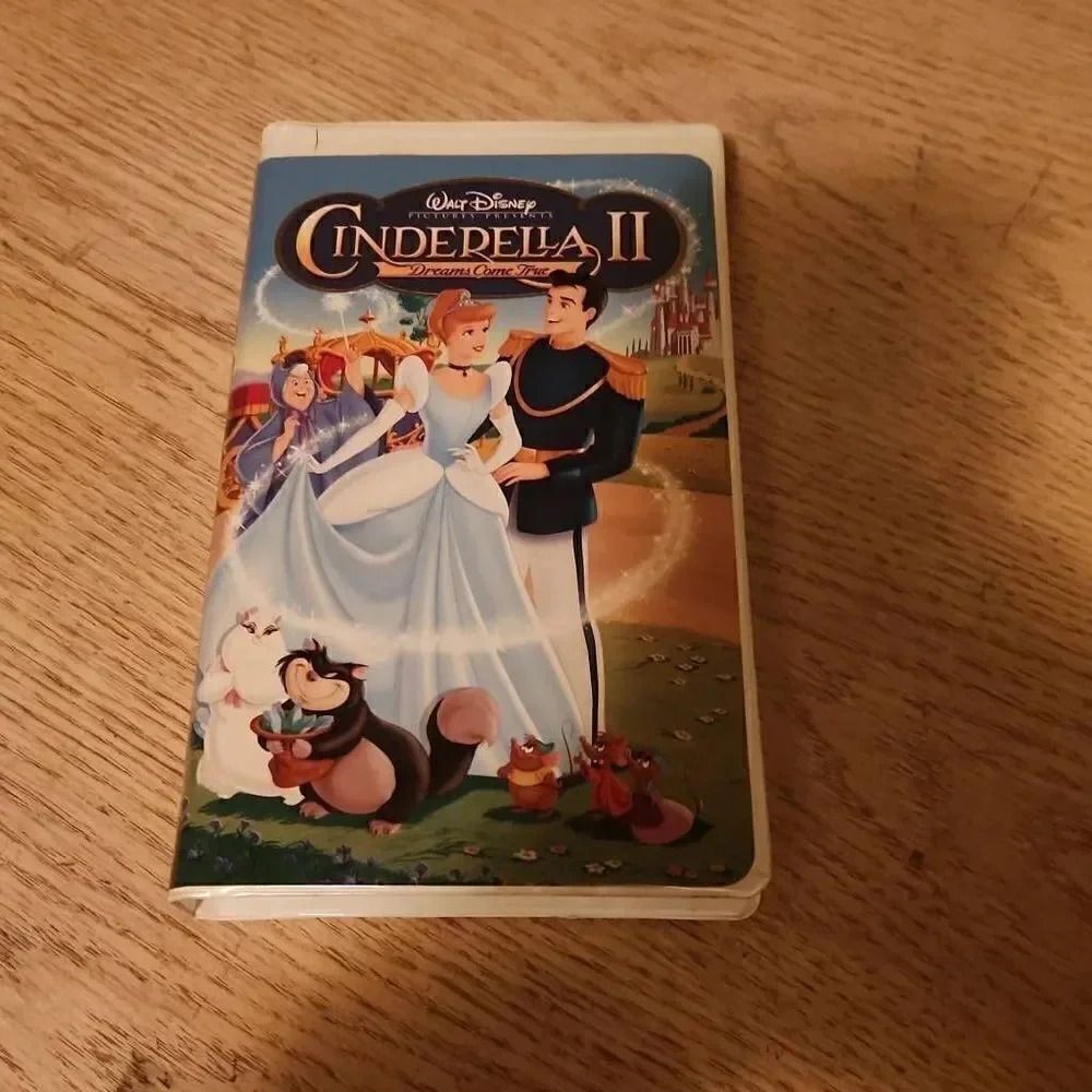 Walt Disney Cinderella II VHS
